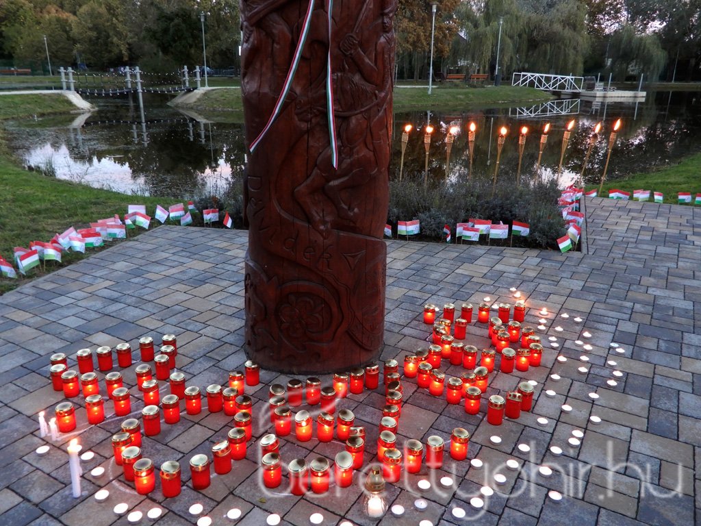 Gyertyagyújtás az aradi vértanúk emlékére 31